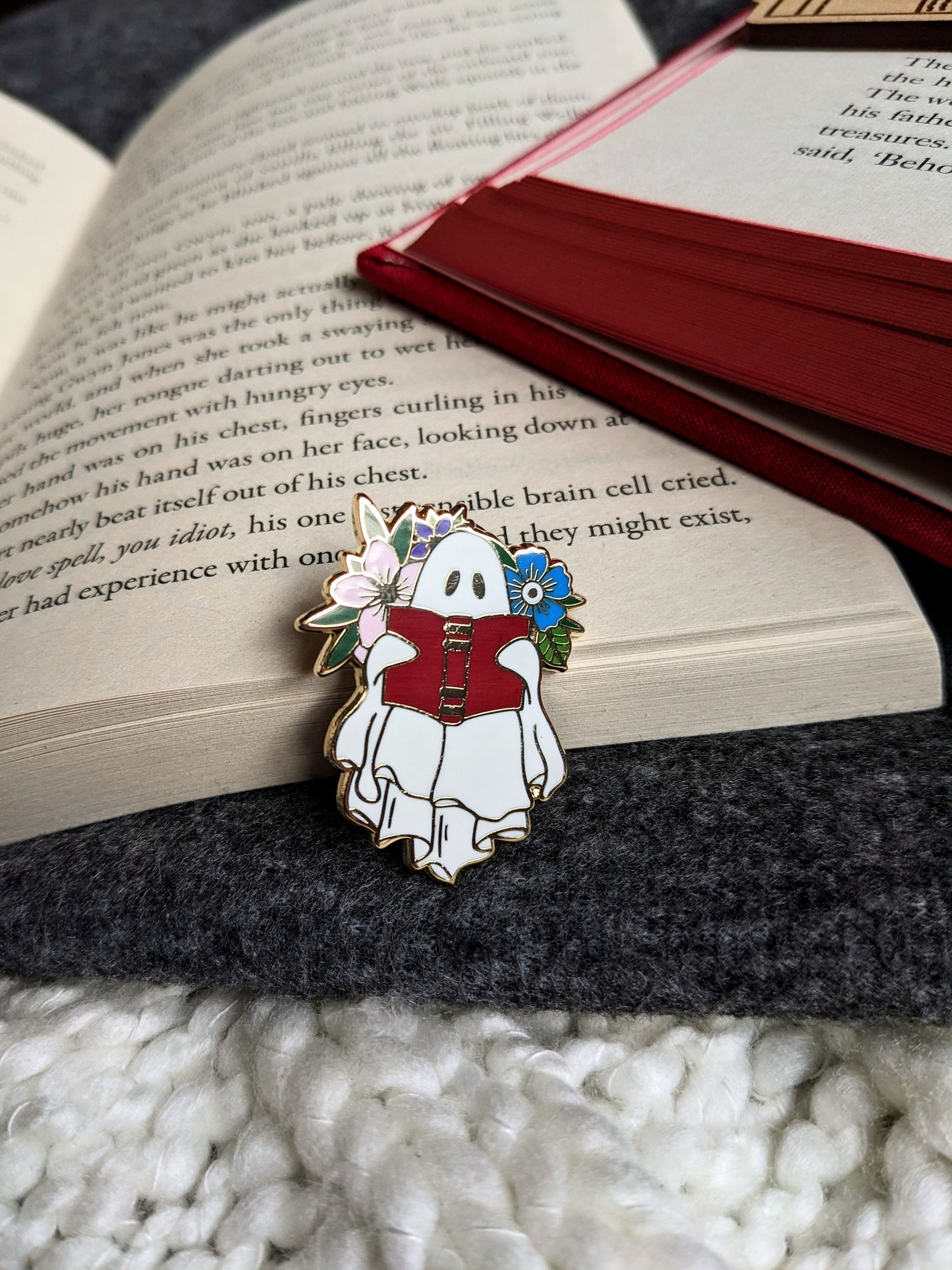 Reading Ghost hard Enamel pin