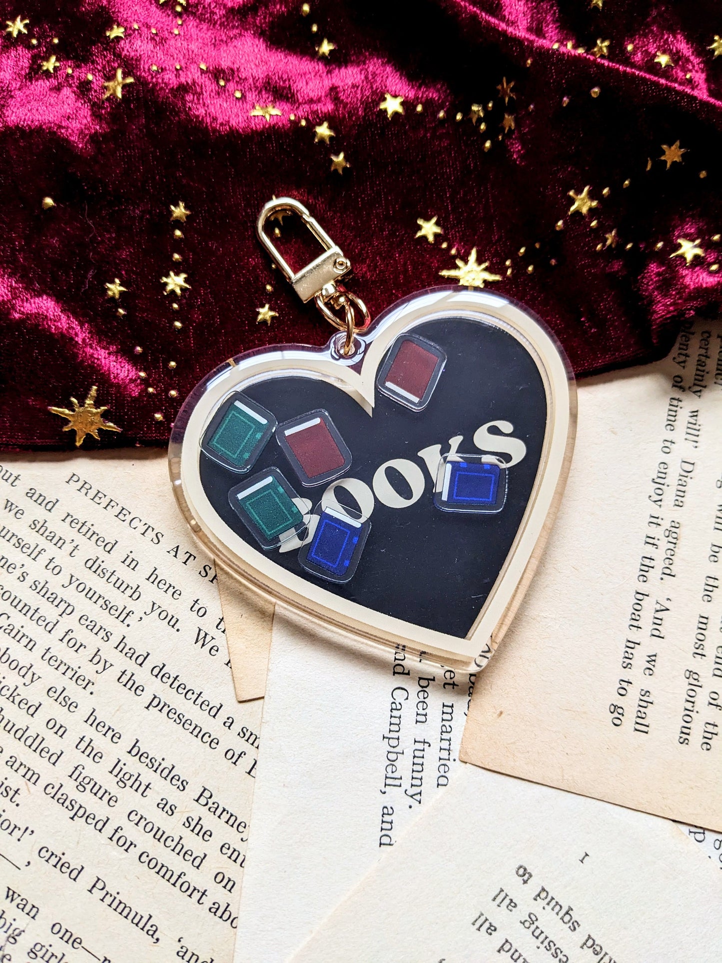 Books Heart Shaker Acrylic Key-ring