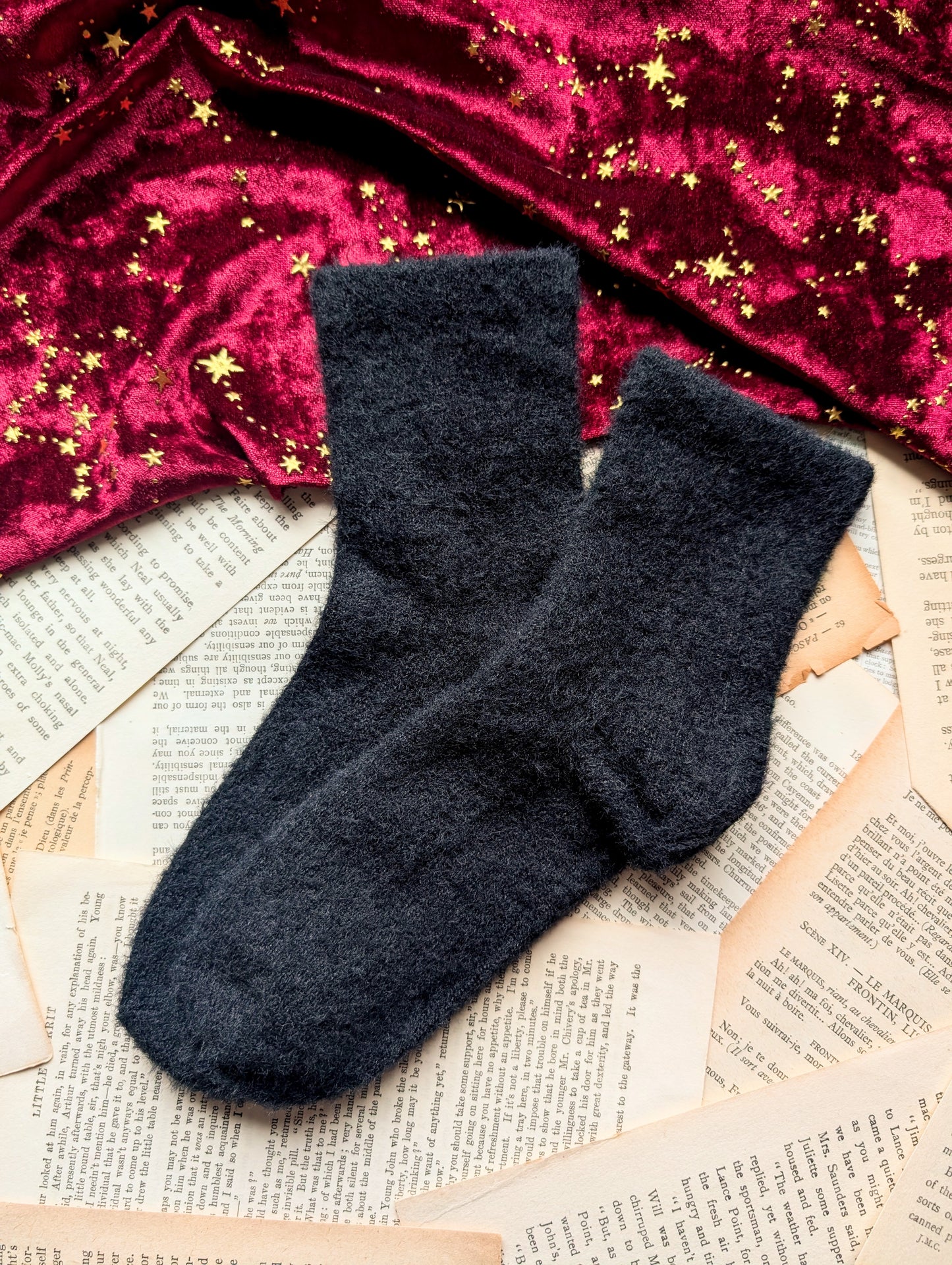 Vampire Book Lover Gift Set | Romantasy Blind Date Book Box | Gothic Self Care Reading Kit